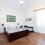 بيت للعطل Nido Di Pietra